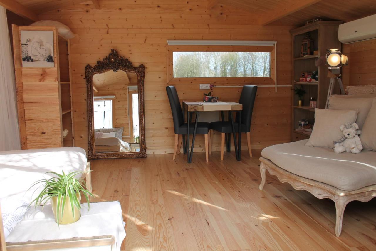 Chambre Studio Photo Chalet Sdb Partagee A Proximite Chavagne Esterno foto